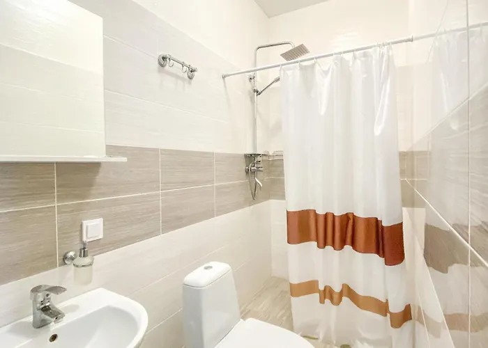 Shpinat Han/Misafirhane