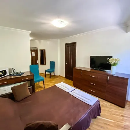 Shpinat Inn Odesa